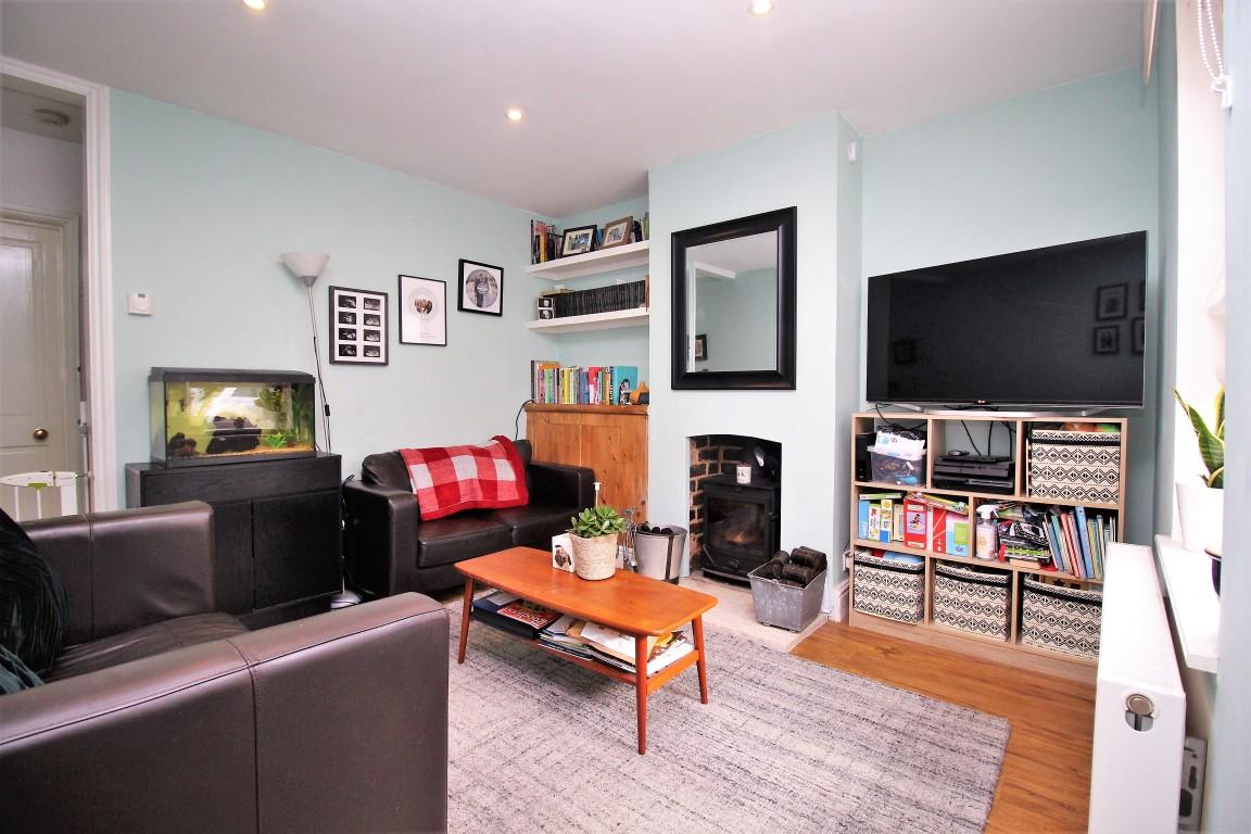 2 bed property in Sherwood Street, Reading